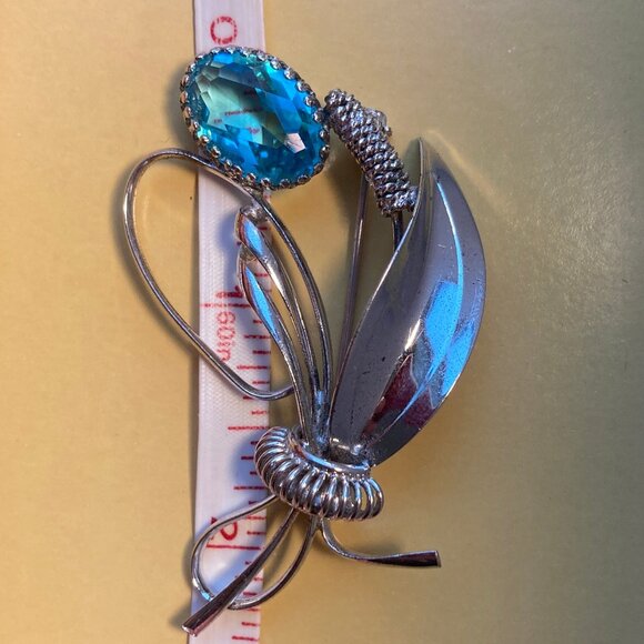 Sterling Silver Bond Boyd brooch - Picture 4 of 5